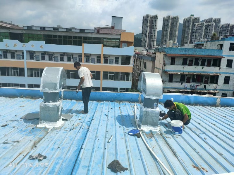 公安钢结构屋面涂料维修方法